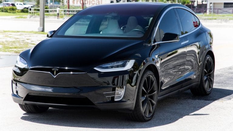 Tesla Model X Long Range Latest Price, Specifications & User Review